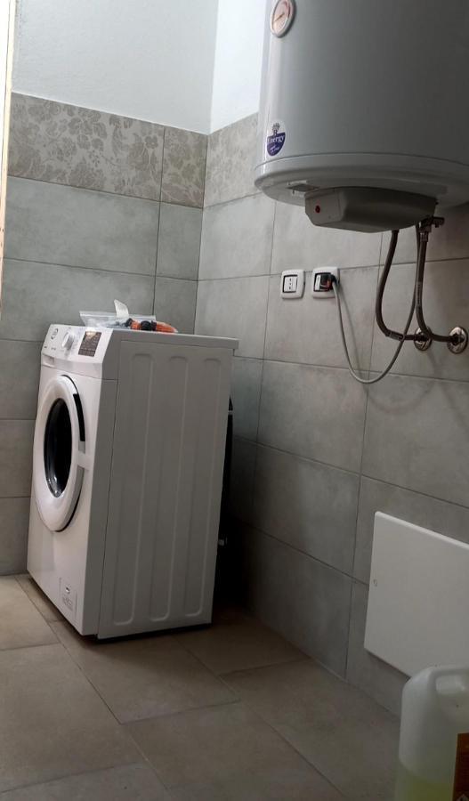 Casa Di Ale,Gabry E Nina Apartment Iglesias Ngoại thất bức ảnh